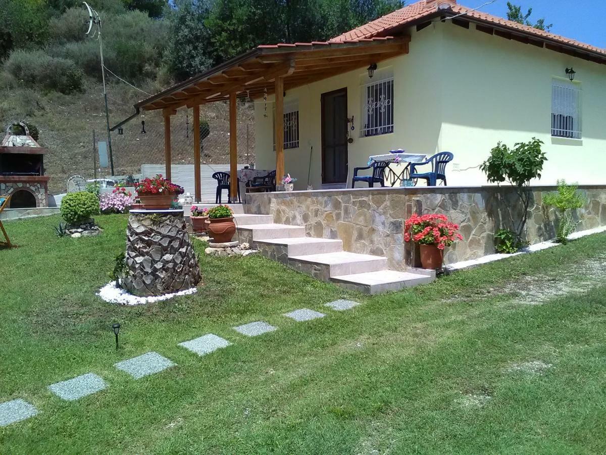Xerxis Hill/Chalkidiki Τρυπητή Χαλκιδικής Villa Nea Roda Exteriör bild